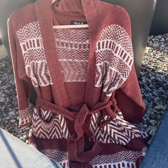 82. CLEARANCE Last 1! Soft pocket Burnt Red/light burgundy Aztec belted cardigan - Picture 10 of 12